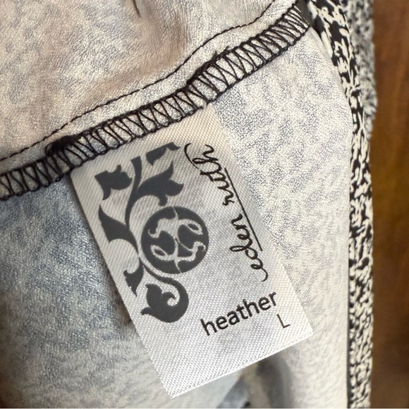 NWT Eden Ruth Heather Cami black and white lace trim Women’s Size L - Picture 8 of 9